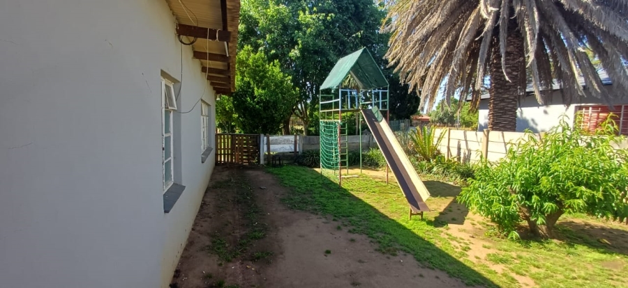 6 Bedroom Property for Sale in Freemanville North West